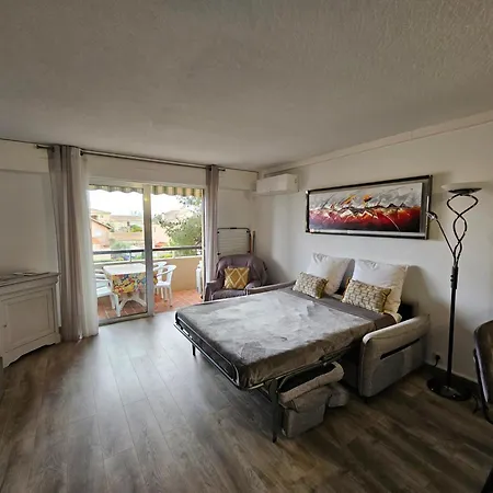 Superbe A 2 Pas De La Apartment Fréjus